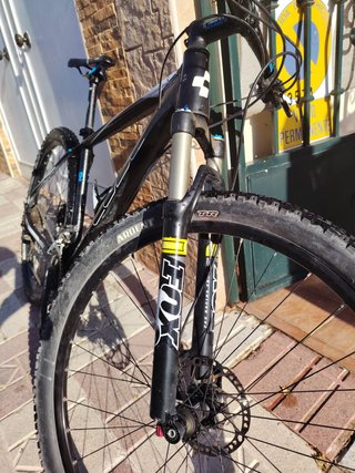 Bicicleta Cube GTC Nera