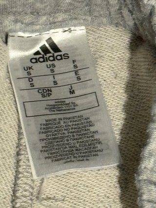 Pantalón chándal Adidas gris