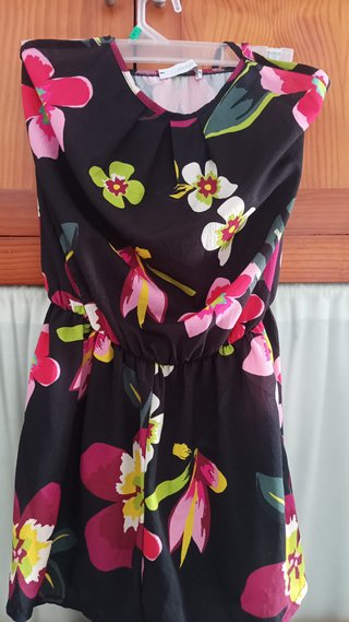 Mono corto floral negro