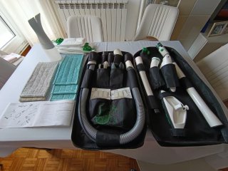 Aspiradora Vorwerk Kobold VK150 con Accesorios