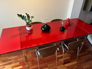 Mesa comedor cristal 1,60cm hasta 2,40cm + 4sillas