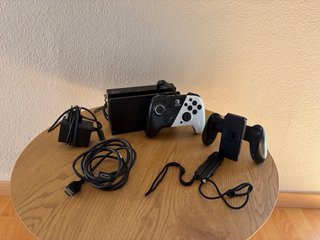 Nintendo Switch + 3 Juegos + Mando Pro.