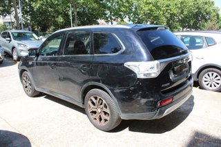 Mitsubishi OUTLANDER 2.0 PHEV Kaiteki Auto 4WD (2014)