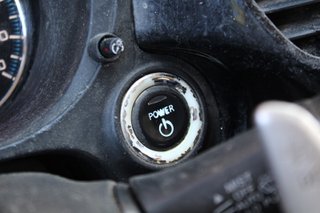 Mitsubishi OUTLANDER 2.0 PHEV Kaiteki Auto 4WD (2014)