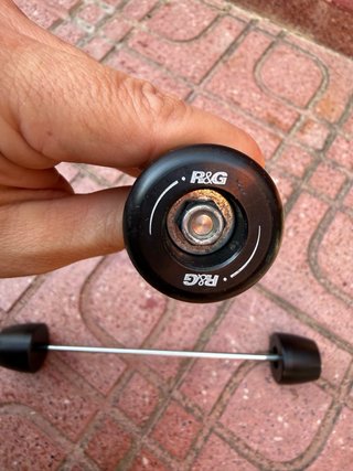 Protector horquilla R&G + diábolos Yamaha MT-07 20