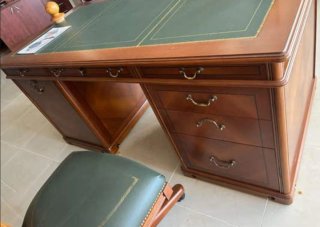 Muebles de despacho madera y cuero