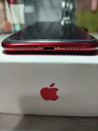 iPhone XR Rosso trattabile