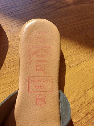 2 Sandalias de piel