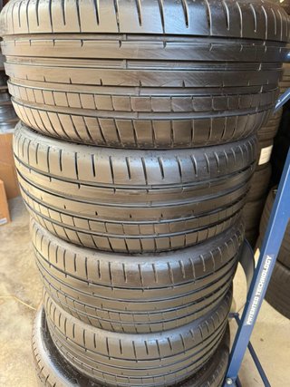 Neumáticos Dunlop 215/40/18 89W