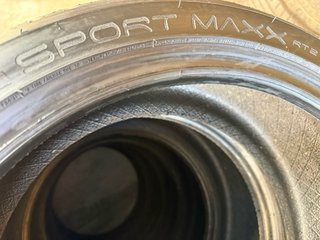 Neumáticos Dunlop 215/40/18 89W