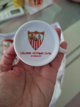 Juego 6 Tazas y Platos Sevilla F.C.