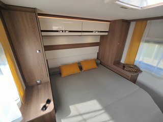 Autocaravana integral DETHLEFFS TREND cama isla