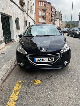 Peugeot 208 2014