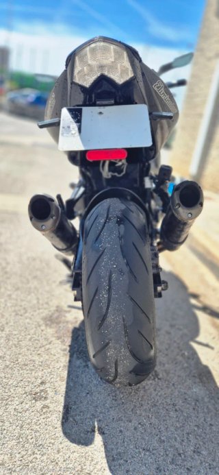 Kawasaki Z1000 Negra