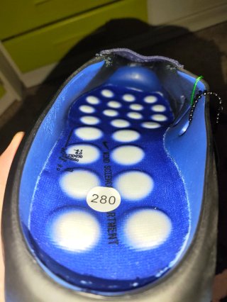Nike Mind 001