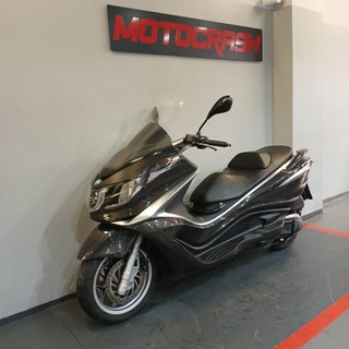 Piaggio X10 350 Maxi Scooter 2012