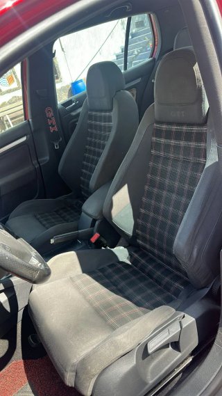 Volkswagen Golf 2004