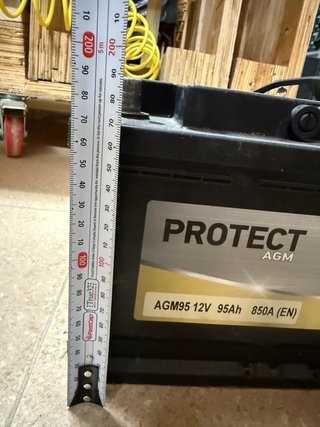 Batería Hella AGM 12V 95Ah 850A