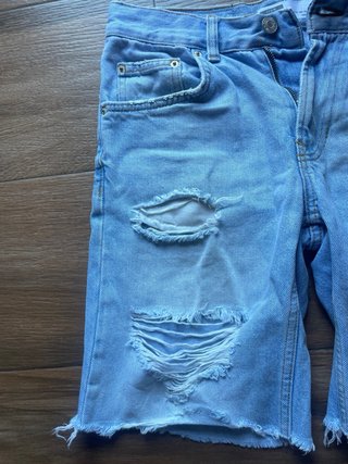 Pantalón Vaquero Bershka Roto Talla 36