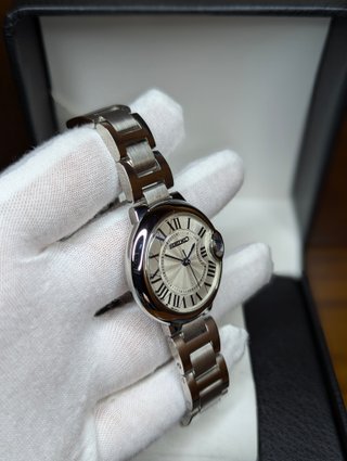 Reloj Seiko Mod Ballon Blanco, Negro y Azul Marino