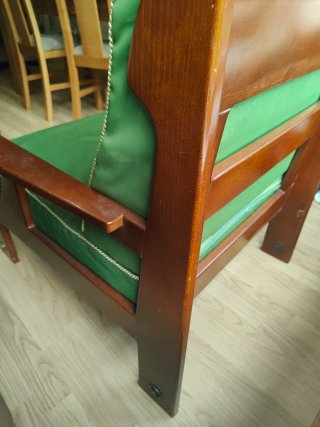 Butaca de madera