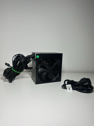Fuente de Alimentación STGAUBRON SKPS 650W