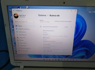 Portátil Toshiba L50 i7 256GB SSD  16GB RAM