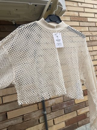 Crop top de punto rejilla NUEVO de Bershka