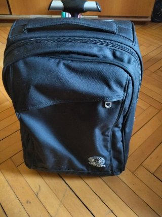 Zaino Invicta con rotelle