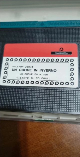 Vhs vintage del film "Un cuore in inverno".