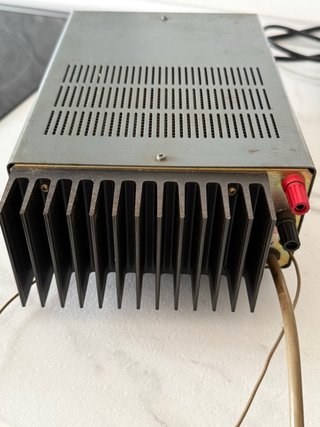 Fuente de Alimentación Yaesu FP-12