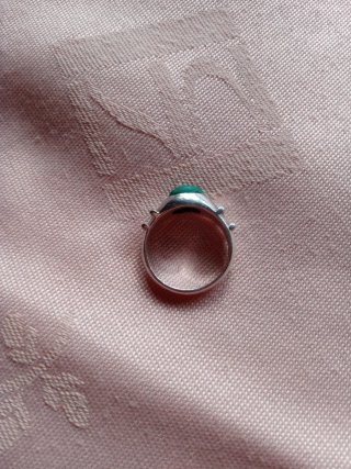 Anillo plata con piedra verde