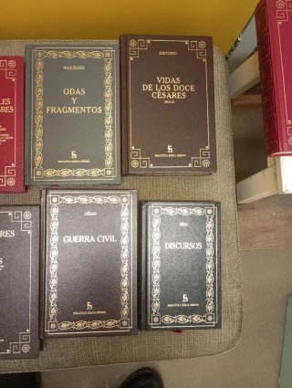 Libros de escritores época romana