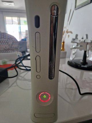 Xbox 360 Blanca para restaurar