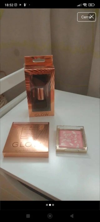 Set Maquillaje Revolution Dorado y Rosa