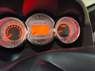 Peugeot Satelis 125 RS Blanca