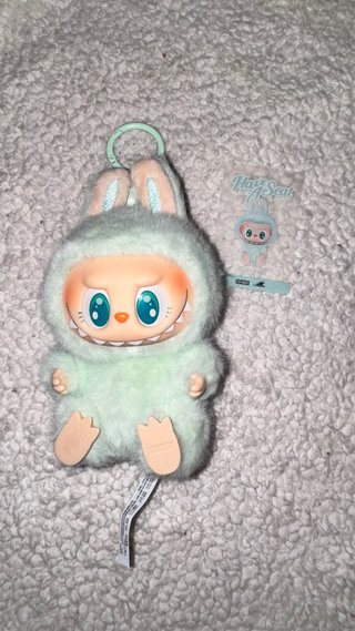 Labubu V2 Peluche con Llavero