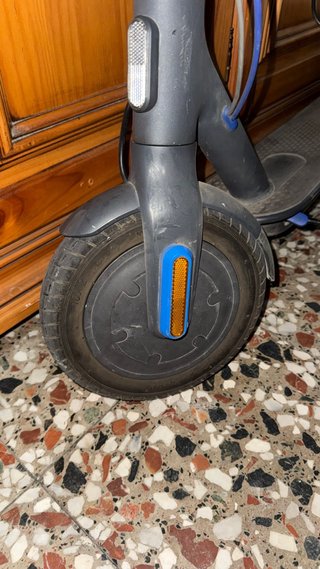 Patinete eléctrico en buen estado