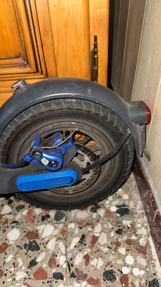 Patinete eléctrico en buen estado