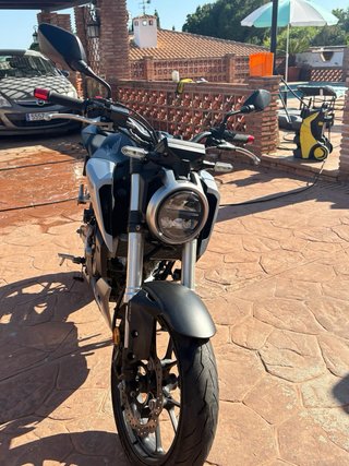 Honda CB 125 R 2020 Negra/Gris