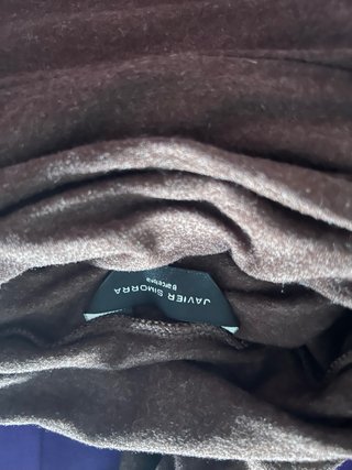 Suéter cuello vuelto marrón