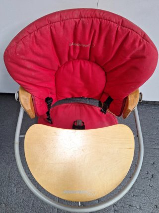 Trona de madera para bebé