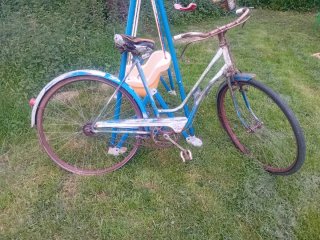 Bicicleta antigua azul