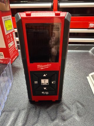 Medidor Láser Milwaukee LDM 100