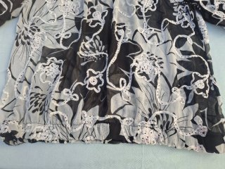 Blusa T XL. Nueva. Medidas en descripción