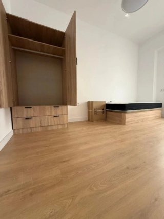 Armadi moderni 2P 3P 4P in legno