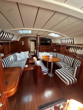BENETEAU OCEANIS 411