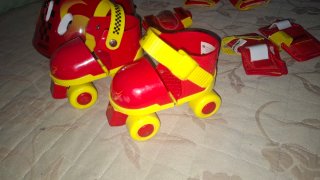 Patines AVIGO Talla 23-26 + Protecciones
