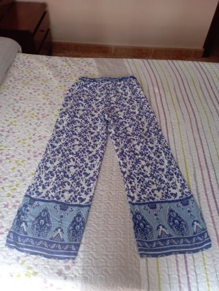 Pantalón largo estampado floral