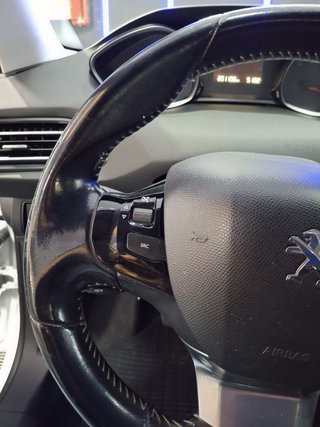 PEUGEOT 308 II 1.5 BlueHDi 130